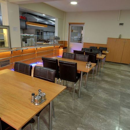 Goekce Pansiyon - Adult Only Istanbul Bagian luar foto